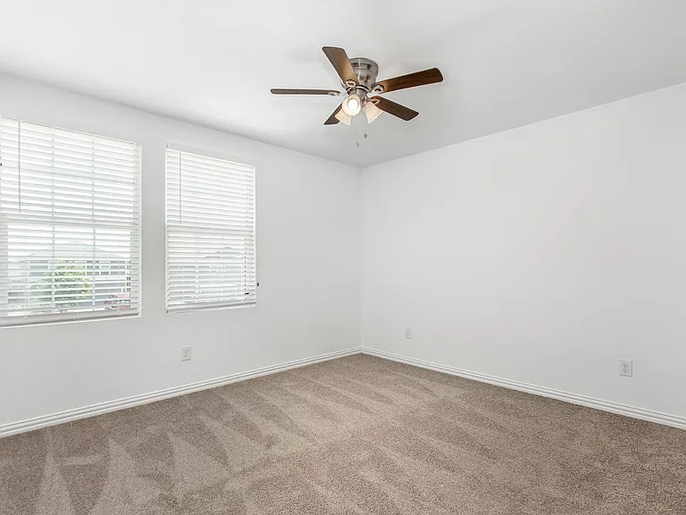 9213 Marilyn Pl — Photo 22