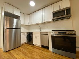 244 Macdougal St
