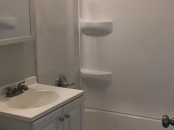 3rd image of 2737 W Gladys Ave #1
