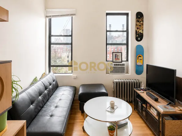 700 East 9th Street image 1 of 7