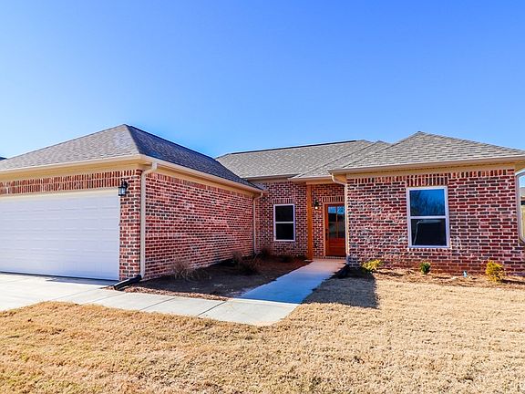 2nd image of 1049 Briarwood Dr