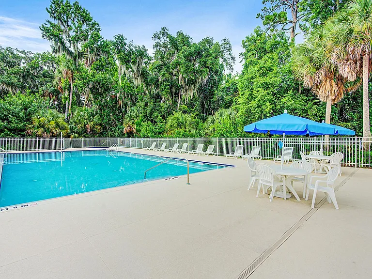 The Club at Sugar Mill Apartments — Photo 3