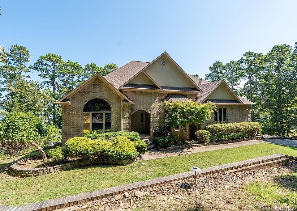 1st image of 1021 Lakefront Rd