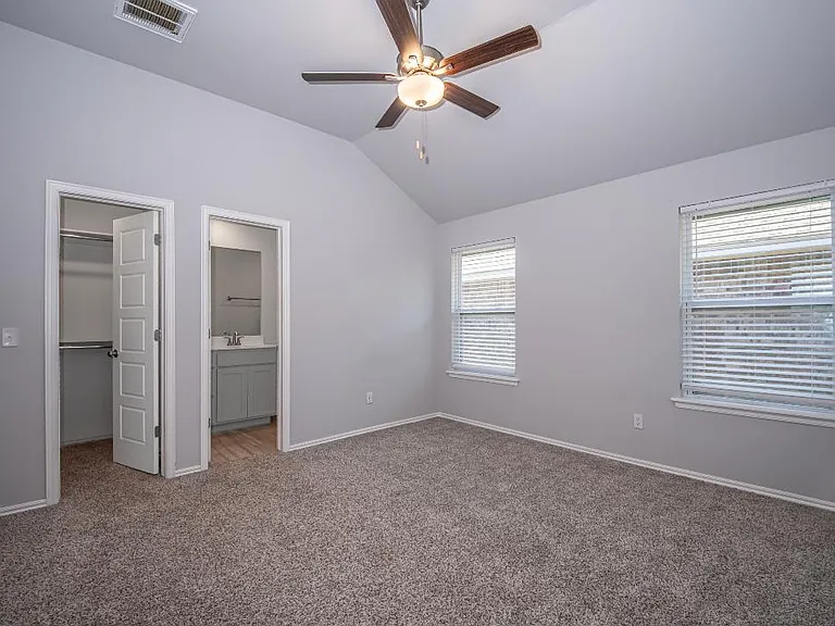 19912 Taggert Dr — Photo 15