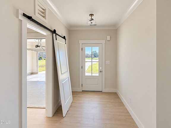 2nd image of 74 Clio Ct #14