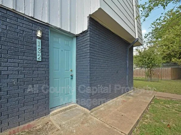 302 Carmen Ct APT 132, Austin, TX 78752