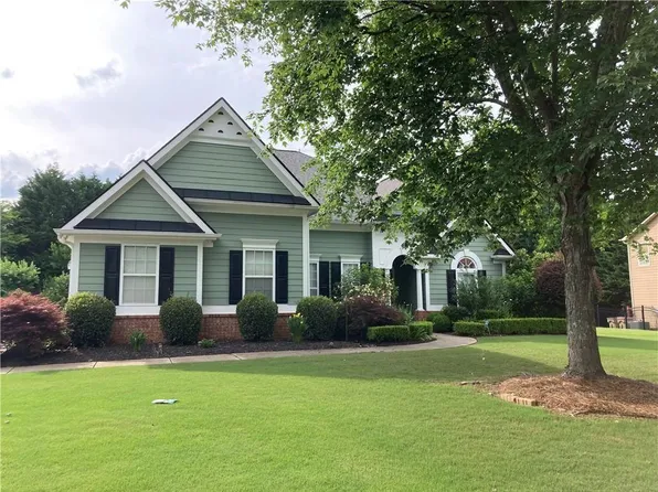3205 E Gate Dr, Cumming, GA 30041