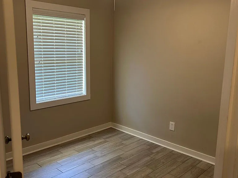 175 Oak St — Photo 15