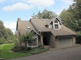 14743 NW Seaview Dr, Seabeck, WA 98380