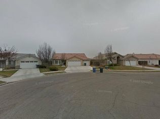581 Bluejay Ave, Lemoore, CA 93245