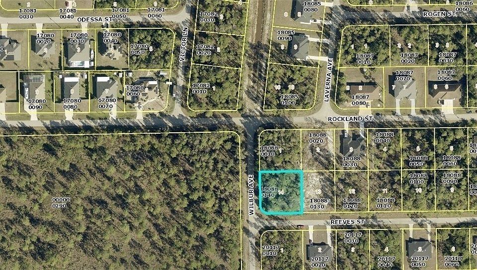 2nd image of 358 Reeves St