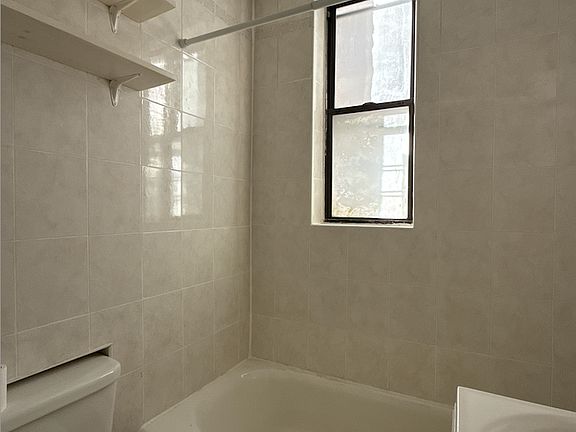 5th image of 341 5th Ave APT 4R