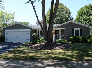 1445 S 9th St, St Charles, IL 60174