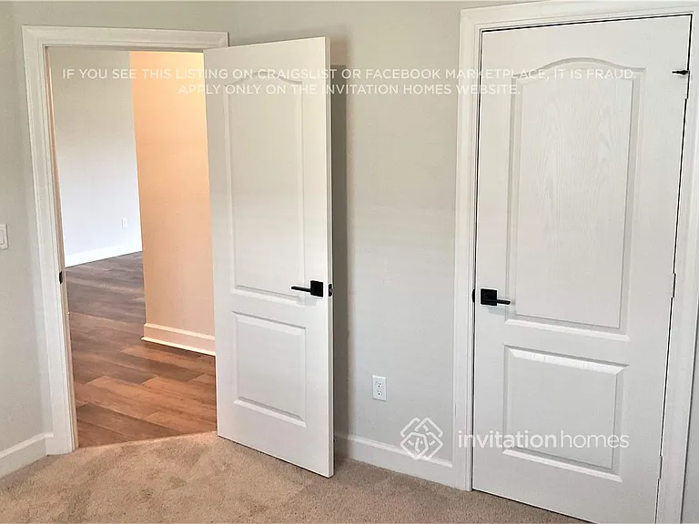 47 Shallow Bay Ct — Photo 12