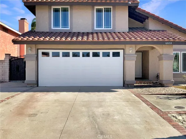 6835 Ginger Ln, Fontana, CA 92336