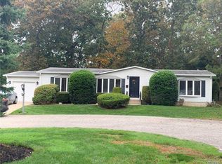 1407-206 Middle Rd, Calverton, NY 11933