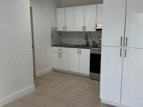 2580 NE 182nd Ter #2580, North Miami Beach, FL 33160