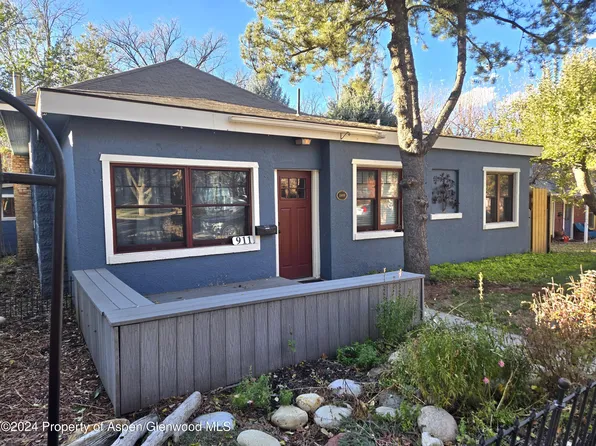 911 Pitkin Ave, Glenwood Springs, CO 81601