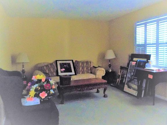 2nd image of 202 Independence Dr