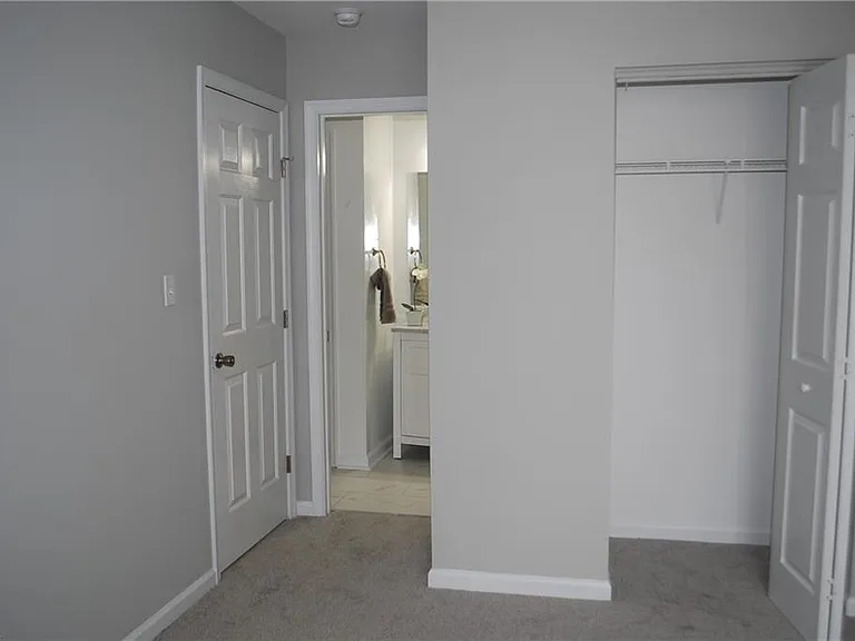948 Allendale Dr — Photo 21