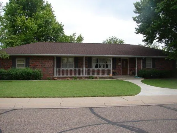541 Lilac Dr, Liberal, KS 67901