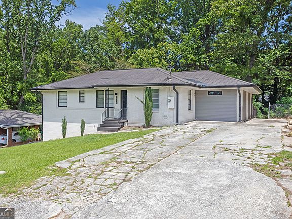 2nd image of 2636 Flagstone Dr