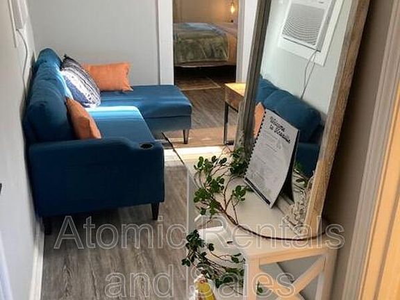 4th image of 313 Atlantic Ave NE