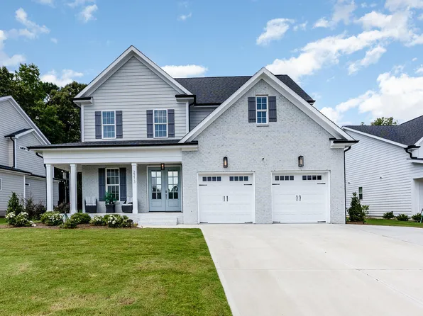 2213 Terri Creek Dr, Fuquay Varina, NC 27526