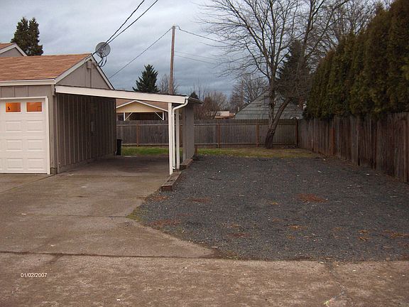 Garage, Carport, RV parking
