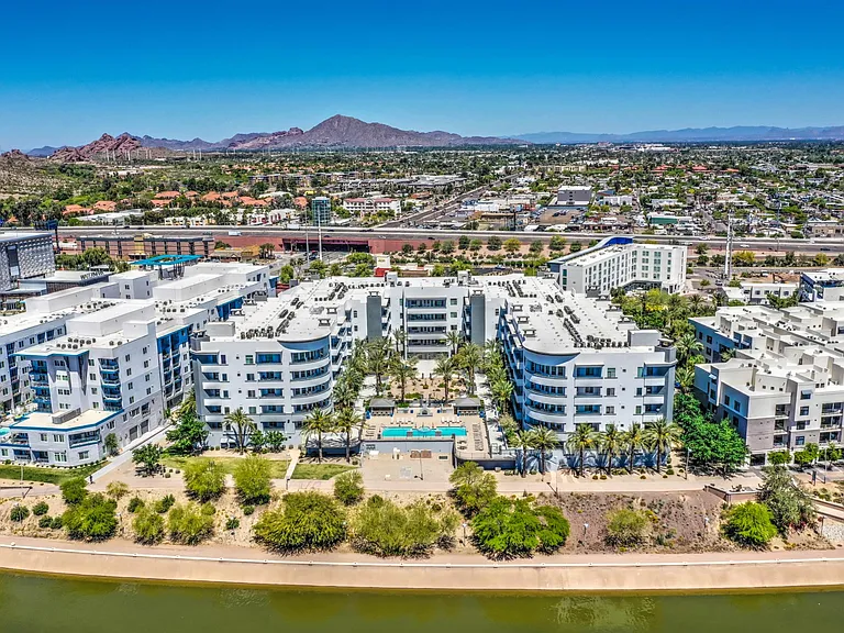 945 E Playa Del Norte Dr #2025 — Photo 2