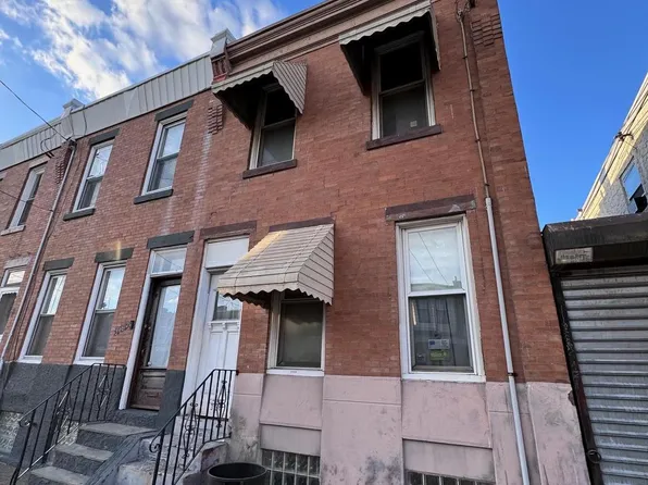 3184 Cedar St, Philadelphia, PA 19134