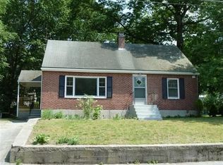 10 Frank St, North Chelmsford, MA 01863