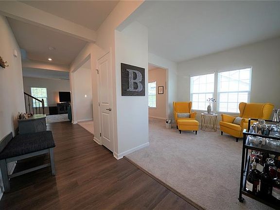 2nd image of 108 Pinevalley Dr