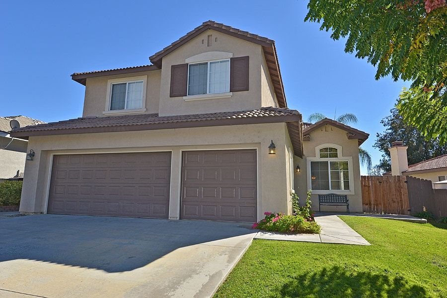 1st image of 39826 Daphne Dr