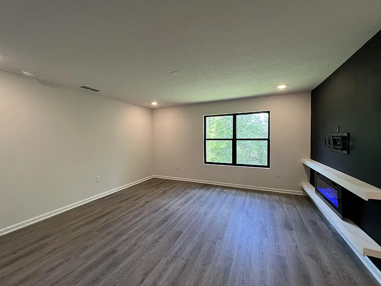 3242 Chappelwood Dr — Photo 6