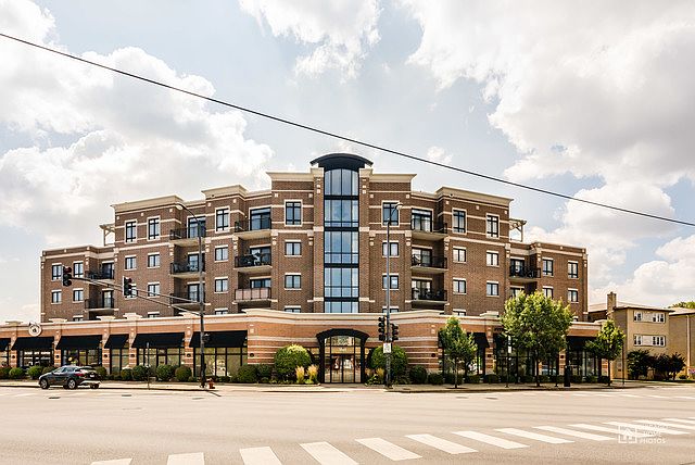 1st image of 5588 N Lincoln Ave APT 501