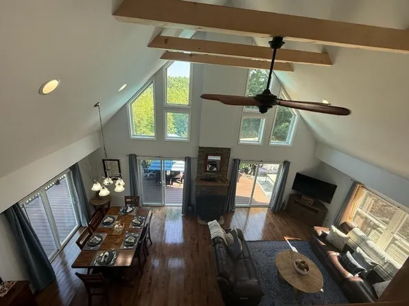 155 Elmer St, Pembroke, MA 02359