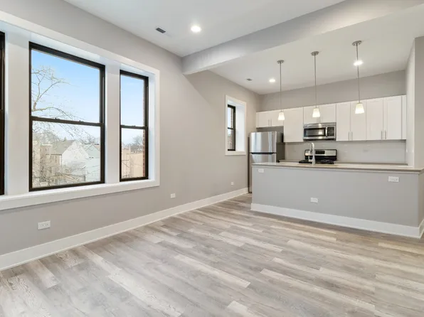 859 N Hoyne Ave, Chicago, IL