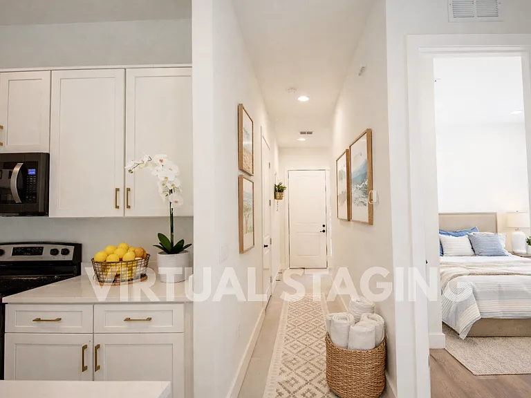 618 N Duss St #1 — Photo 6