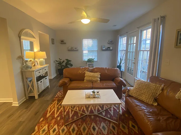 3145 Morningside Dr — Photo 14