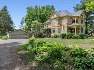 229 S Chestnut St, Ellsworth, WI 54011