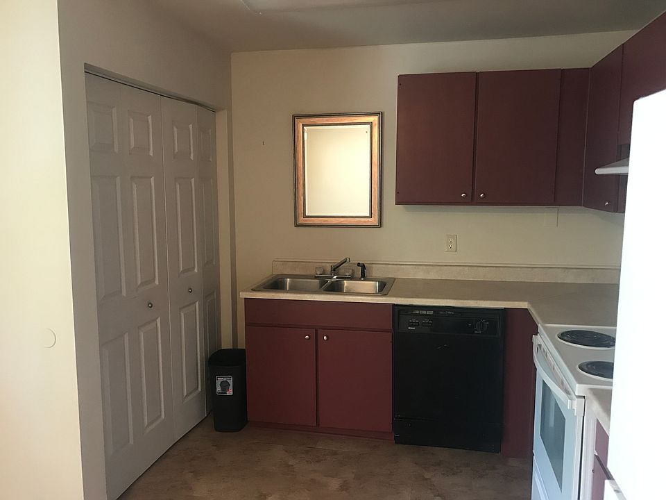 1st image of 903 Civic Way