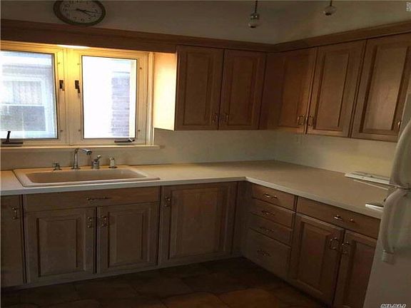 5th image of 1514 200th St #2