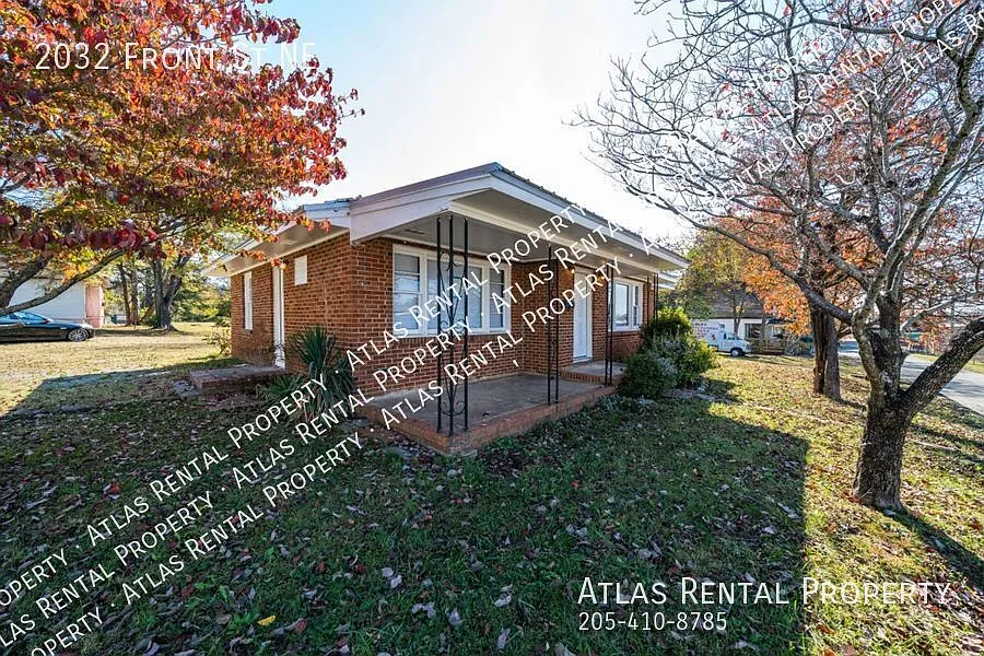 Accepting Section 8! Don't Miss This Huntsville Beauty 4 Bed, 2 Bath on Corner Lot! — Photo 4