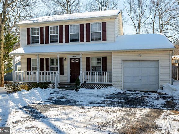 3rd image of 3587 Loch Haven Dr