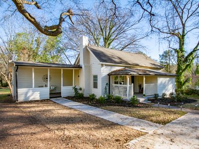 2067 Delphine Way, Decatur, GA, 30032