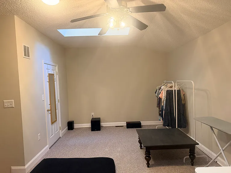 12 Fiddlers Elbow Ct — Photo 26