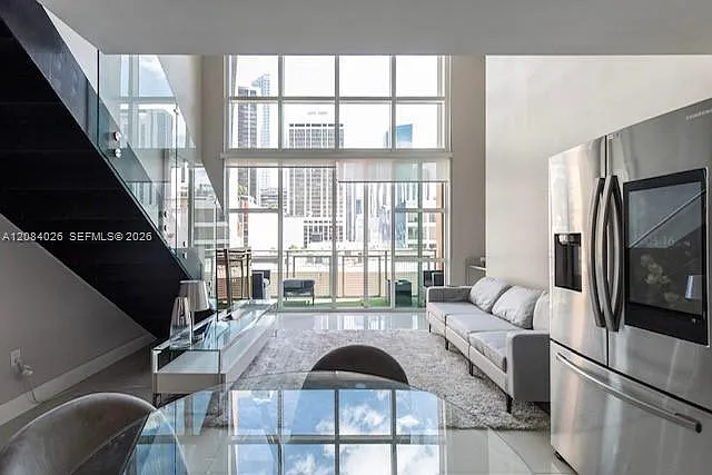 253 NE 2nd St #416