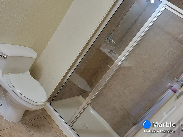 835 E Main St #7 — Photo 7