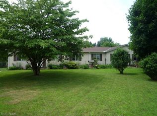 60 Barley Dr, Painesville, OH 44077